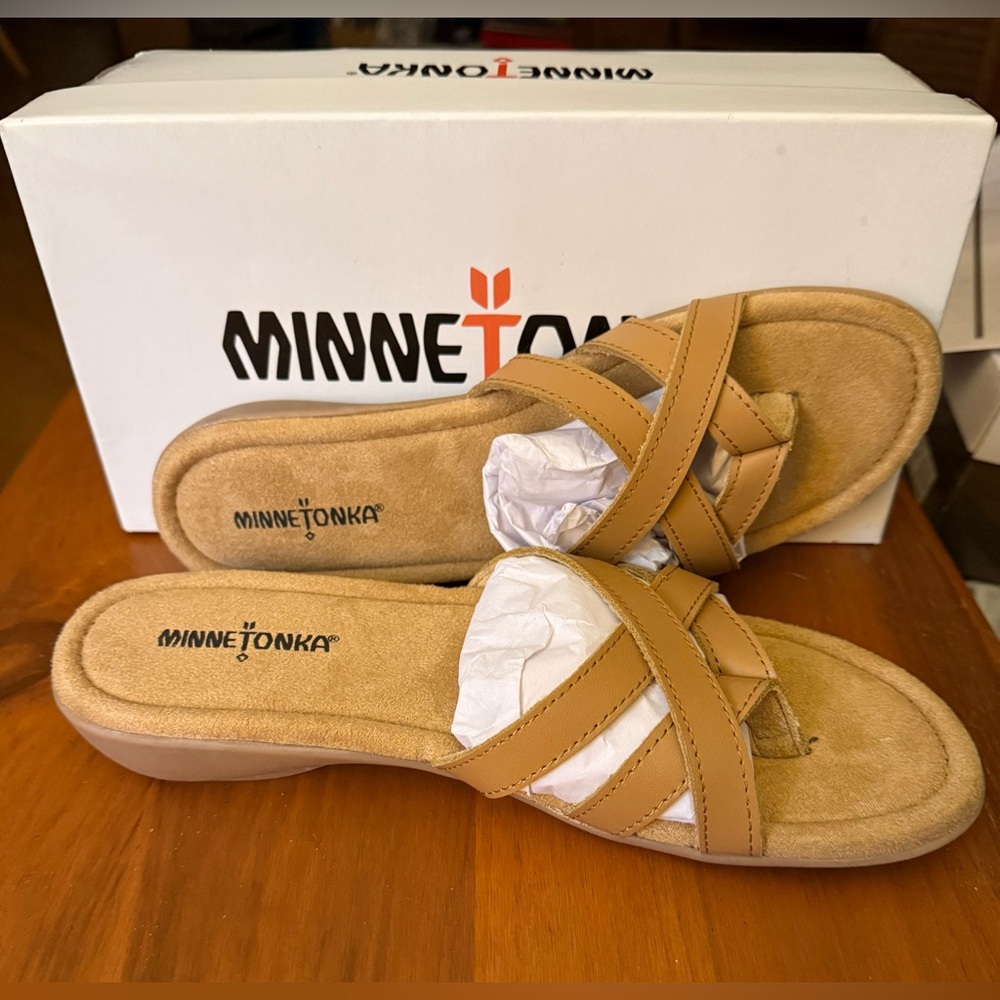 New in box - Minnetonka Sunny Thong 
Size 10N in Honey
